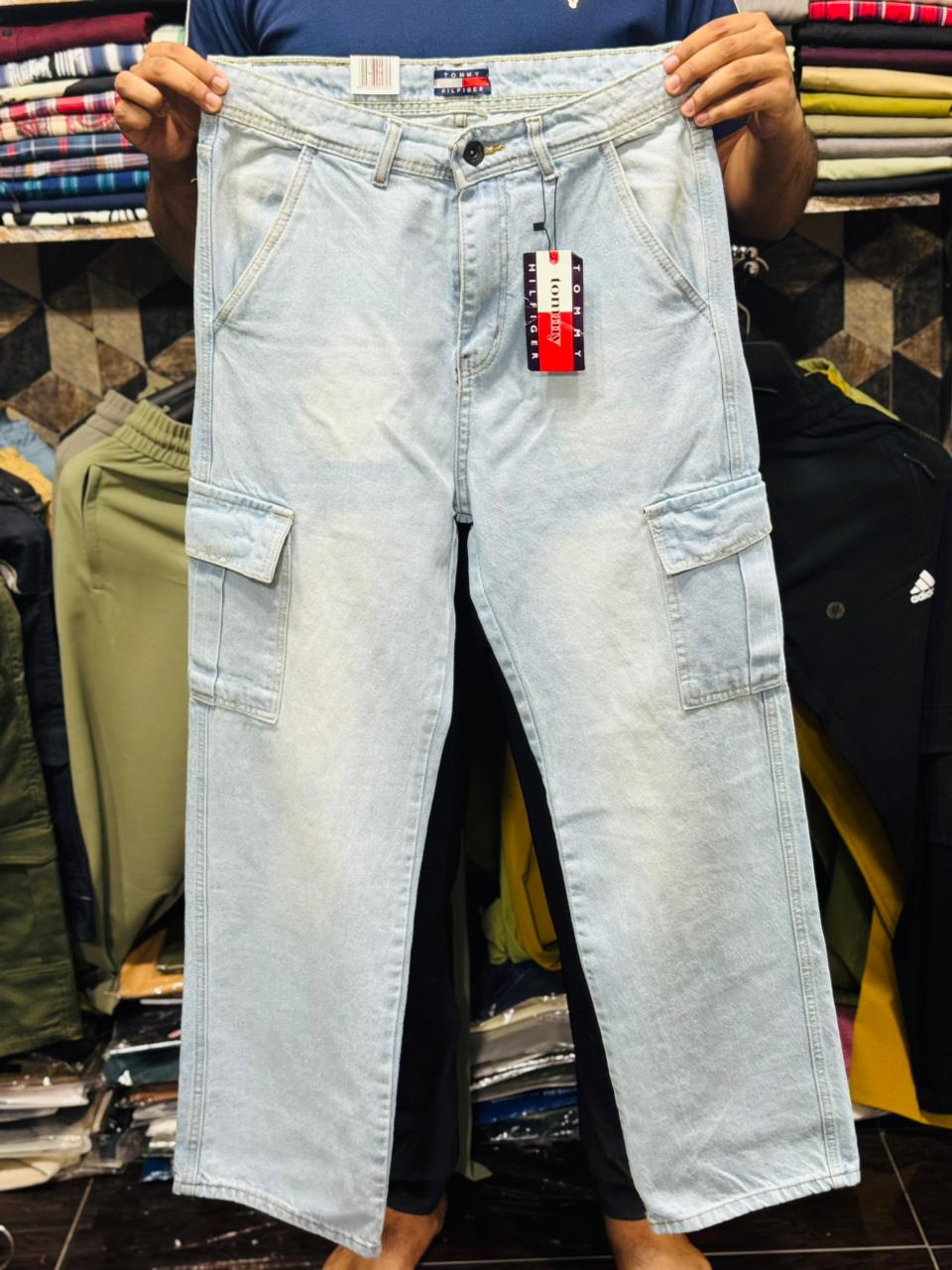 Demanding Article 6 pocket Baggy Jeans